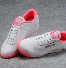 Reebok Ladies Sneakers - White & Pink